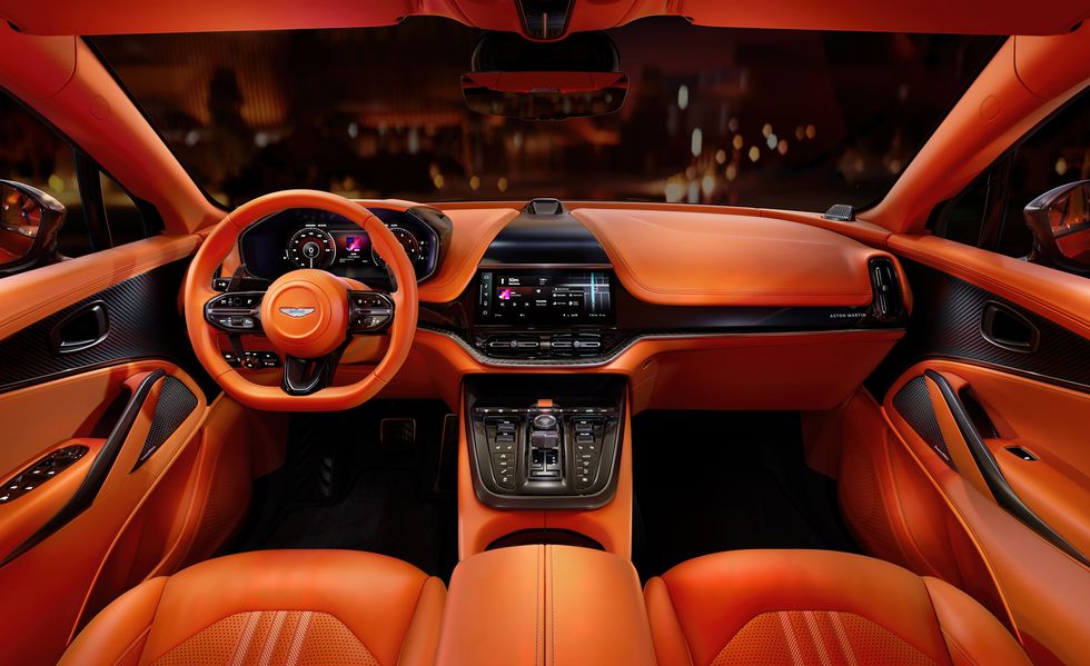 Aston Martin DBX